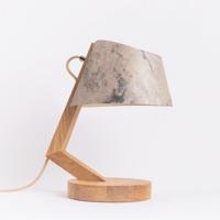 ALMUT 1411 stolná lampa zakrivená Ø 23 cm kameň