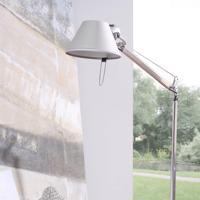 Artemide LED stolová lampa Tolomeo Midi, 3 000K, hliník