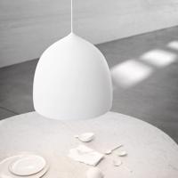 FRITZ HANSEN Suspence P2 závesná Ø 38,5 cm, biela