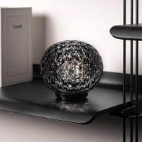 Kartell Mini Planet stolná lampa na bat., dym sivá