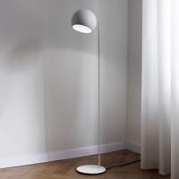 Nyta Tilt Globe Floor stojaca lampa biela matná