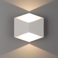 TRIANGLES LED white 8143